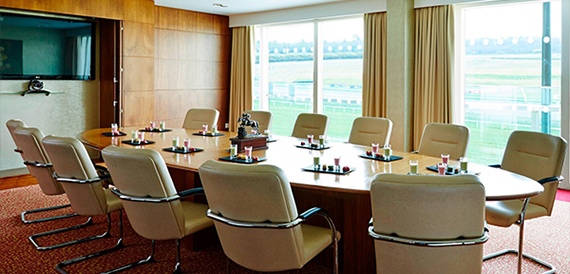 Lingfield Park Marriott Hotel & Country Club