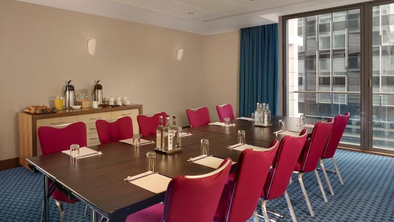 Park Plaza County Hall London