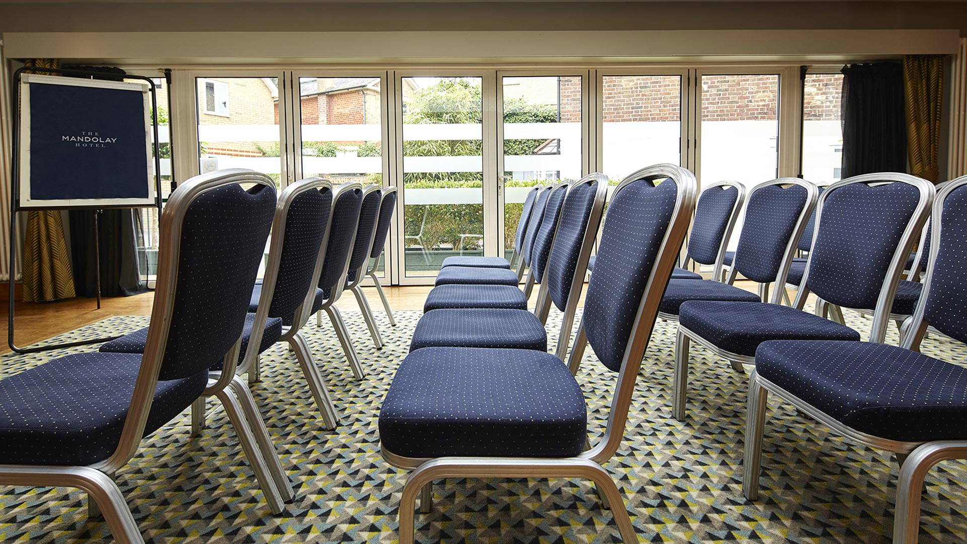 Mandolay Hotel and Conference Centre