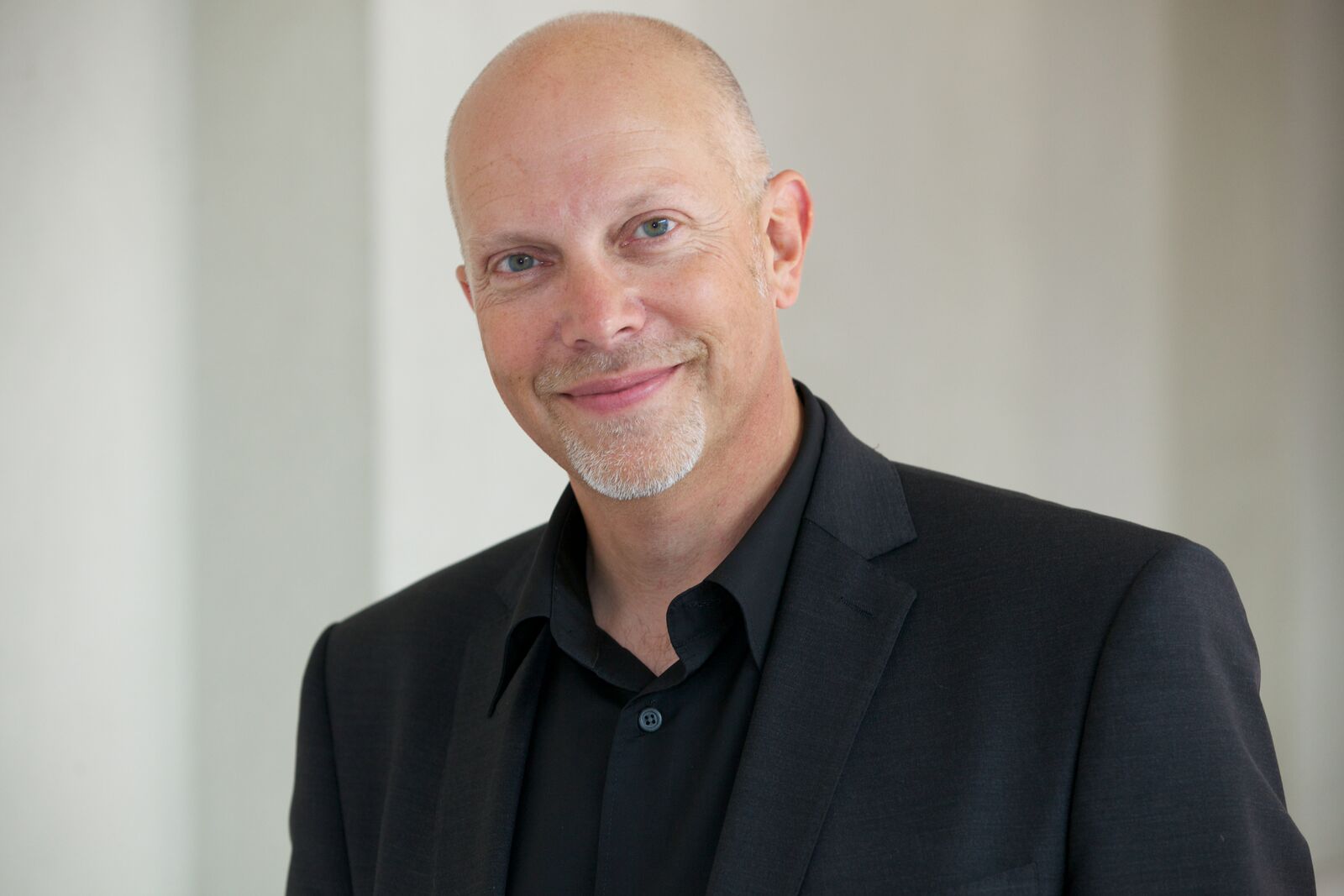 AEO Unveils Line Up for Sales Conference