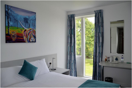 Steven Brown’s artwork brings colour into Roehampton Venues Conference Centre accommodation